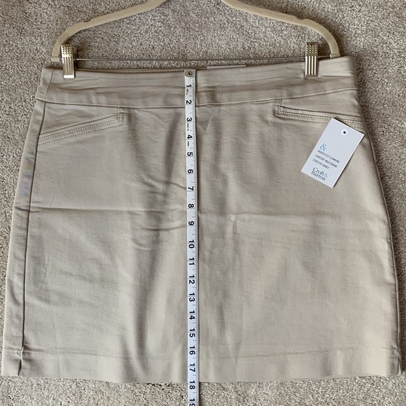 NWT Croft & Barrow skirt - Picture 3 of 4